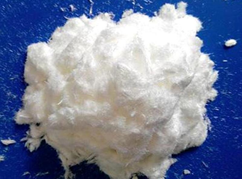 用酒精制作溶劑的反應(yīng)，換成普通飲用酒的反應(yīng)會(huì)怎樣呢？